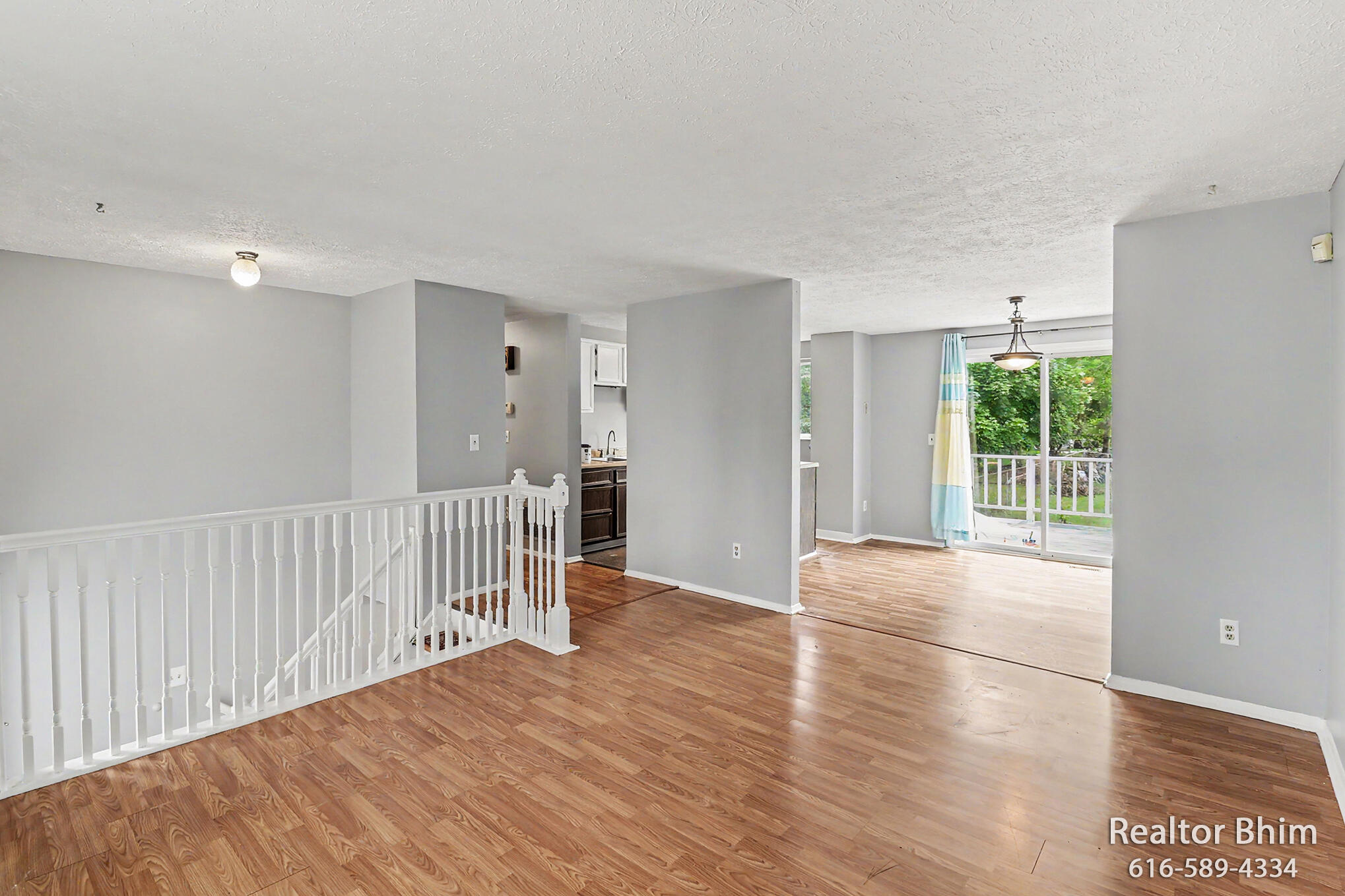 6007 Rockingham Drive Lansing, MI 48911 - Photo 13 of 30 786A4063