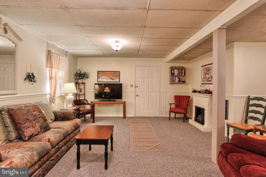 444 Clover Road Etters, PA 17319 - Photo 13 of 23 Gallery Image 13