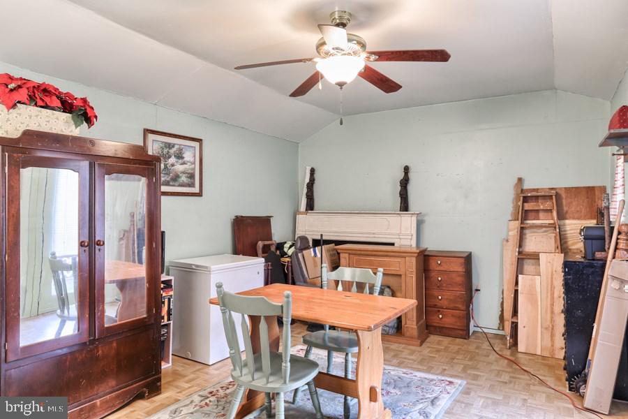 444 Clover Road Etters, PA 17319 - Photo 19 of 23 Gallery Image 19