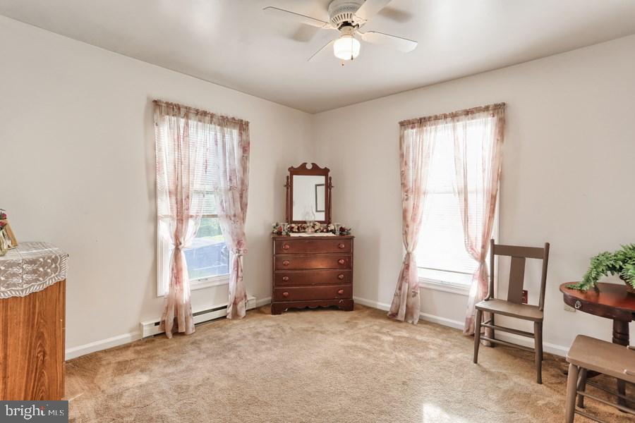 444 Clover Road Etters, PA 17319 - Photo 9 of 23 Gallery Image 9