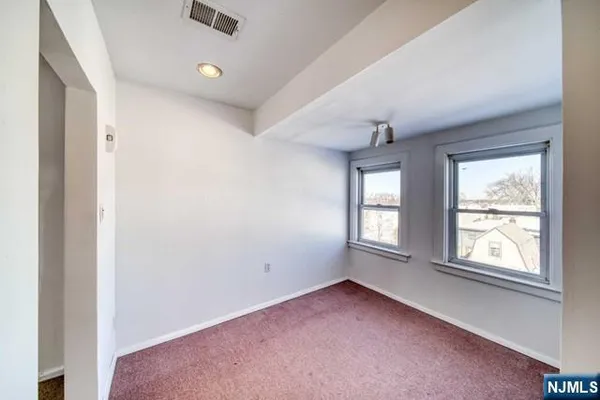 $2,800 | 112 Sunset Avenue, Unit 2, North Arlington, NJ 07031