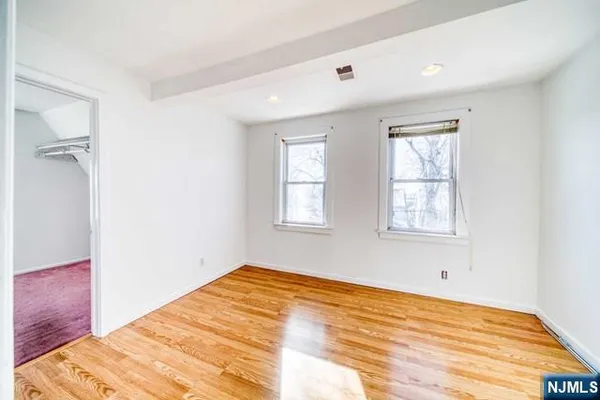 $2,800 | 112 Sunset Avenue, Unit 2, North Arlington, NJ 07031