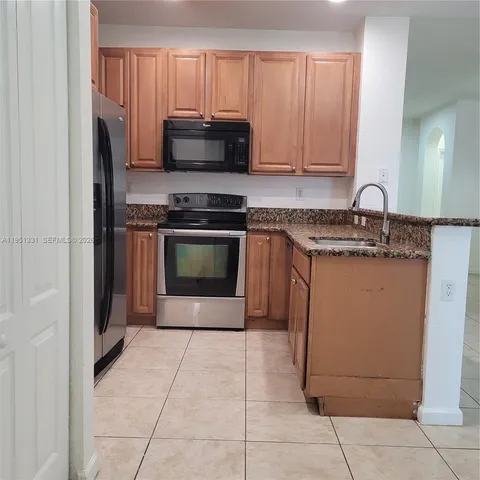 $2,950 | 27301 Southwest 140th Court, Homestead, FL 33032