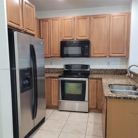 $2,950 | 27301 Southwest 140th Court, Homestead, FL 33032