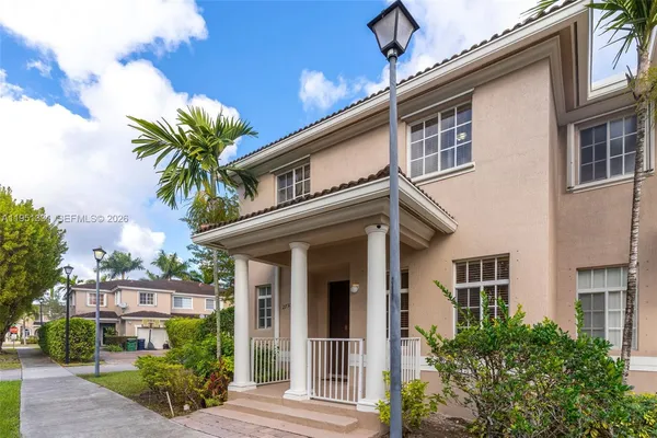 $2,800 | 27301 Southwest 140th Court, Homestead, FL 33032