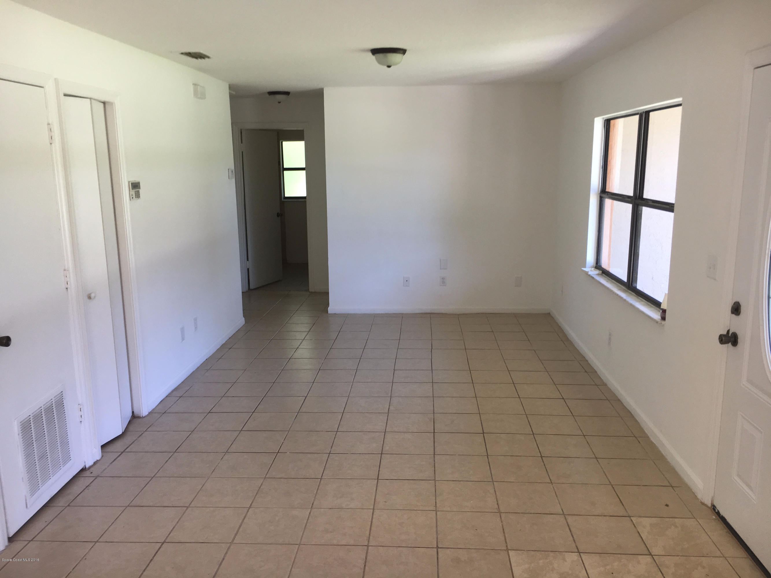 990 Degroodt Road Southwest Palm Bay, FL 32908 - Photo 8 of 17 IMG_0513