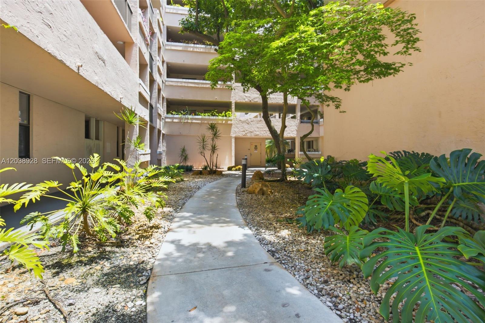 6800 Cypress Road, Unit 201 Plantation, FL 33317 - Photo 26 of 27