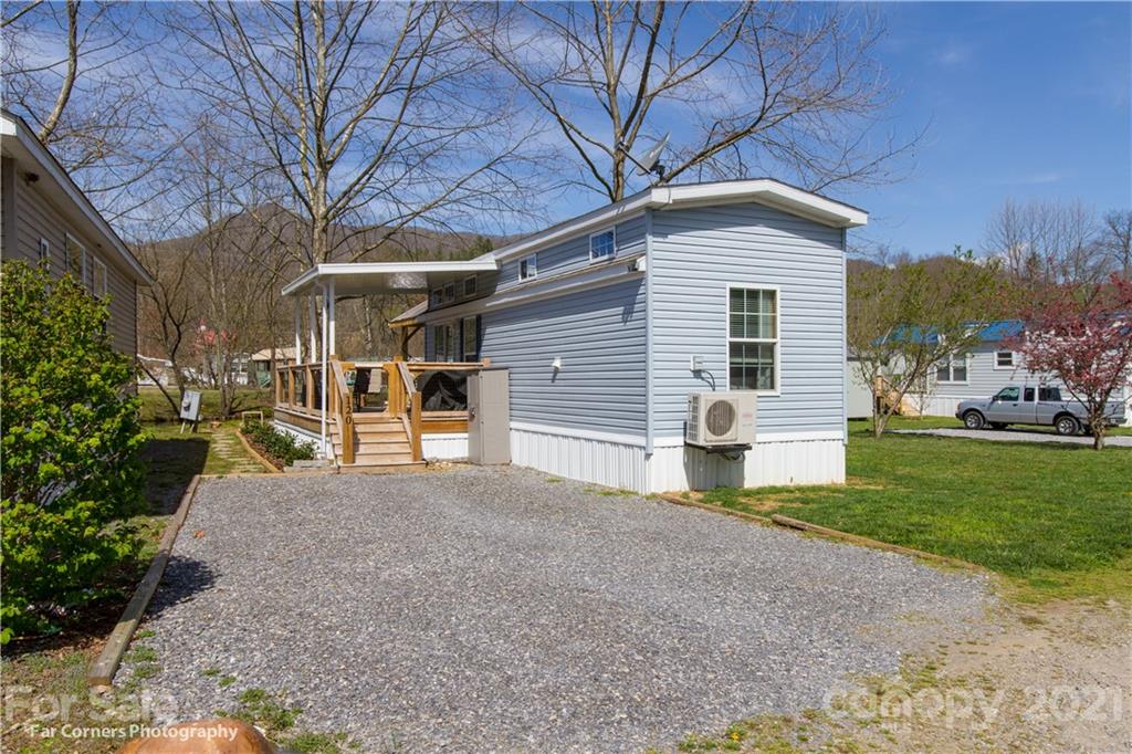 120 Pike Point, Unit 252 Waynesville, NC 28785 - Photo 2 of 24 Gallery Image 2