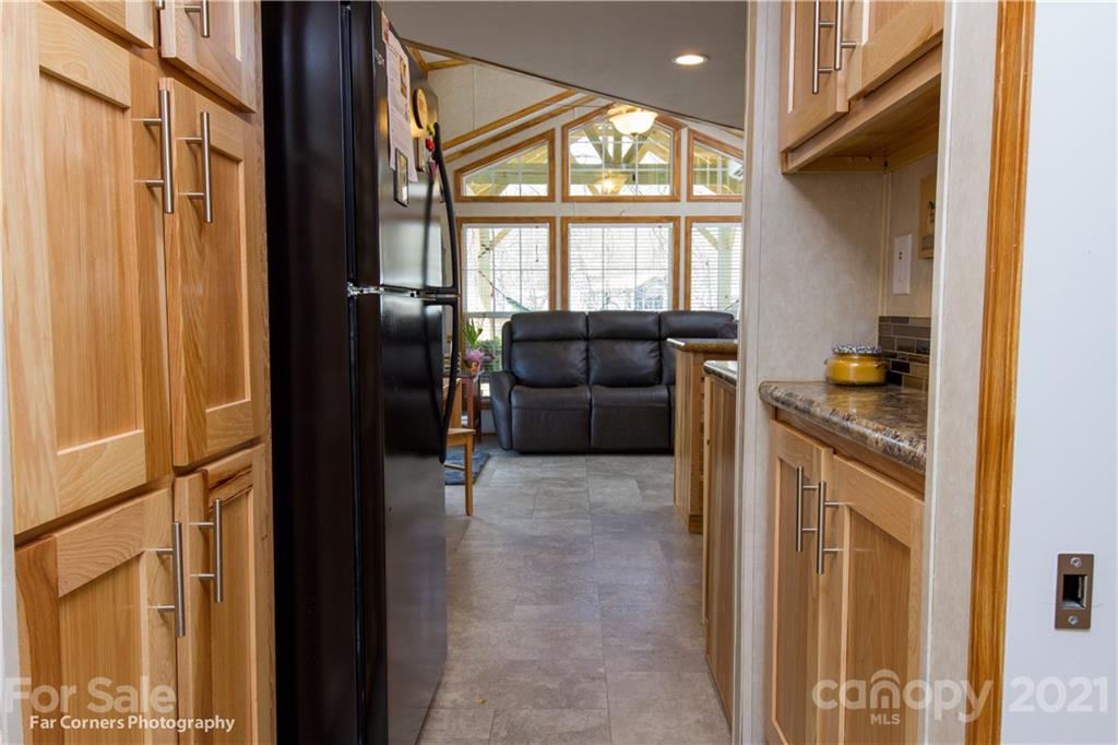 120 Pike Point, Unit 252 Waynesville, NC 28785 - Photo 23 of 24 Gallery Image 23