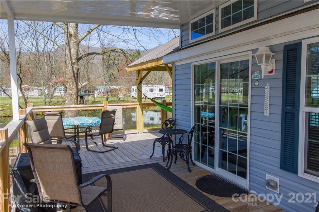 120 Pike Point, Unit 252 Waynesville, NC 28785 - Photo 7 of 24 Gallery Image 7