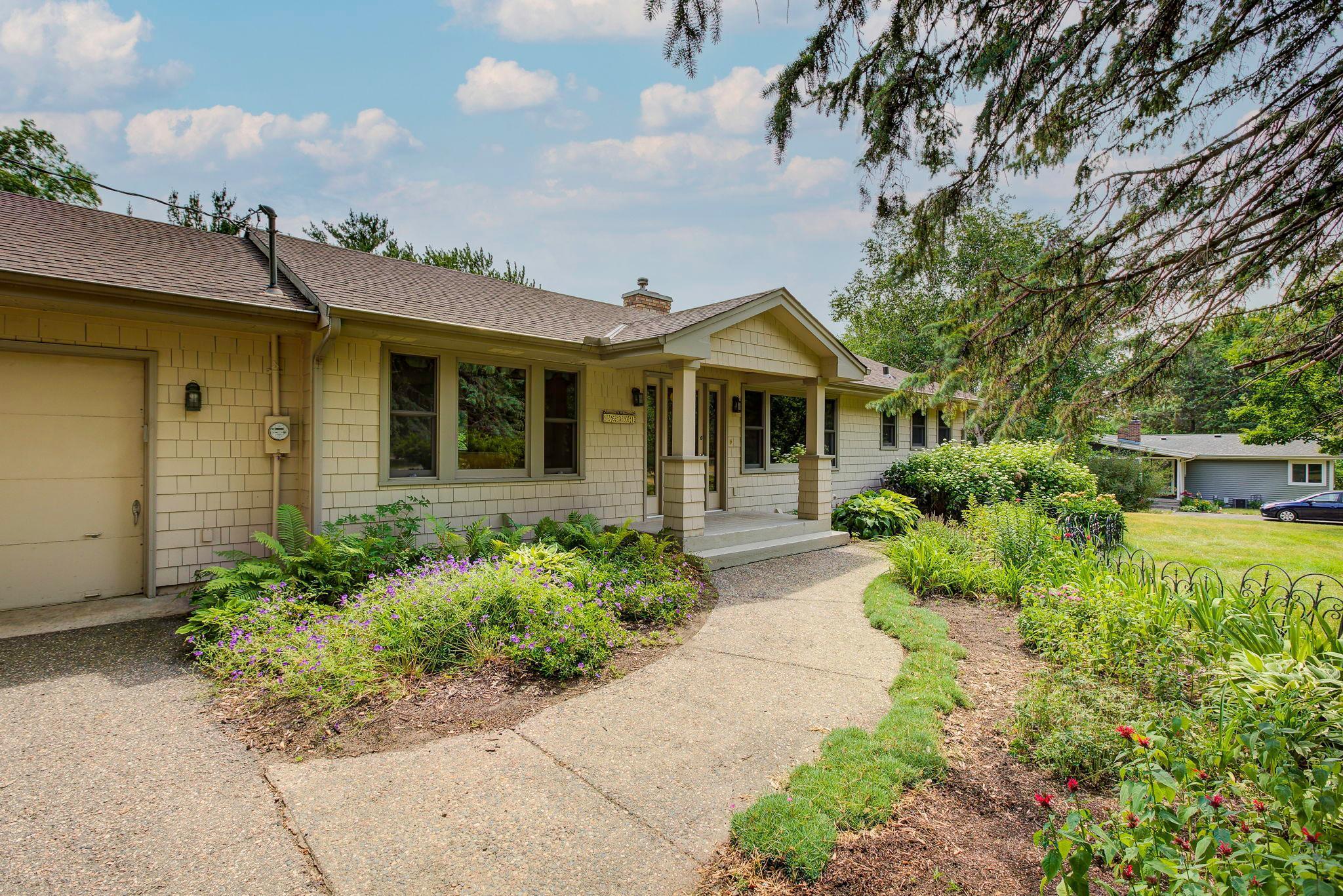 16301 Valley Road Eden Prairie, MN 55347 - Photo 5 of 30