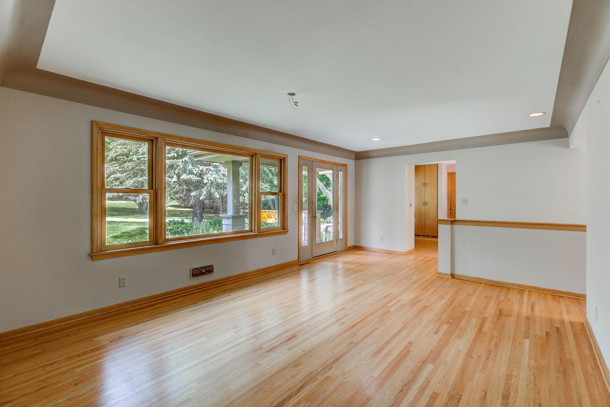 16301 Valley Road Eden Prairie, MN 55347 - Photo 9 of 30