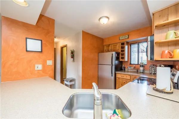 $284,000 | 2805 Swiss Mountain Drive, Champion, PA 15622