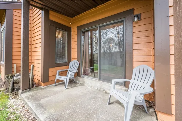 $305,000 | 2805 Swiss Mountain Drive, Champion, PA 15622