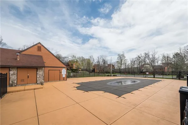 $284,000 | 2805 Swiss Mountain Drive, Champion, PA 15622