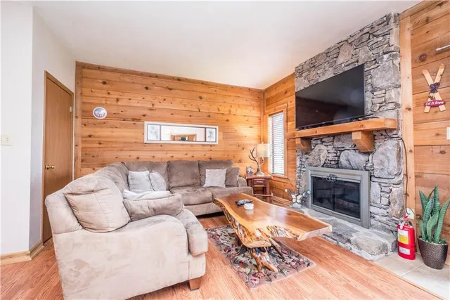 $305,000 | 2805 Swiss Mountain Drive, Champion, PA 15622