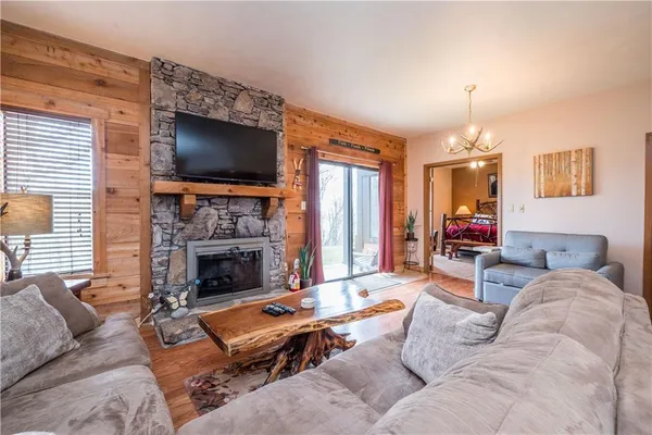 $284,000 | 2805 Swiss Mountain Drive, Champion, PA 15622