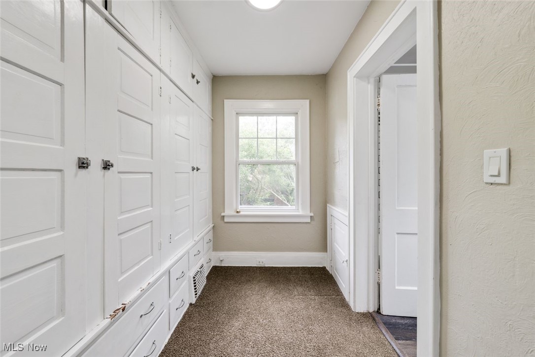 2182 Maplewood Road Cleveland, OH 44118 - Photo 37 of 50 Gallery Image 37