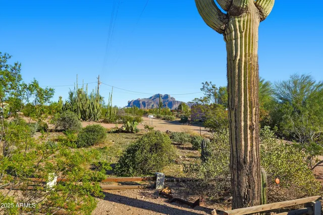 $349,000 | 796 West Moon Vista Street, Apache Junction, AZ 85120