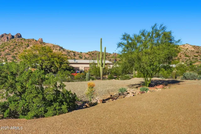 $349,000 | 796 West Moon Vista Street, Apache Junction, AZ 85120