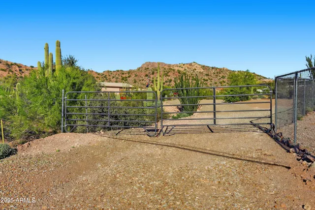 $349,000 | 796 West Moon Vista Street, Apache Junction, AZ 85120