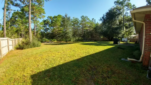 $2,000 | 6568 Fern Street, Navarre, FL 32566