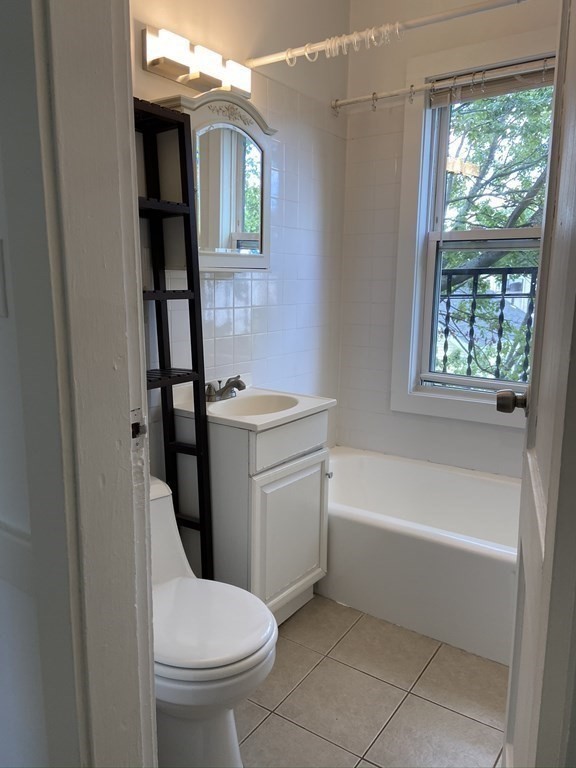 148 5th Street, Unit 6 Cambridge, MA 02141 - Photo 12 of 14