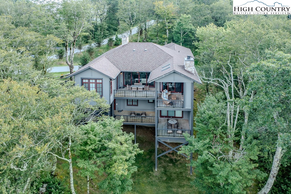 2001 Moon Run Linville, NC 28646 - Photo 30 of 33 an aerial view of a house