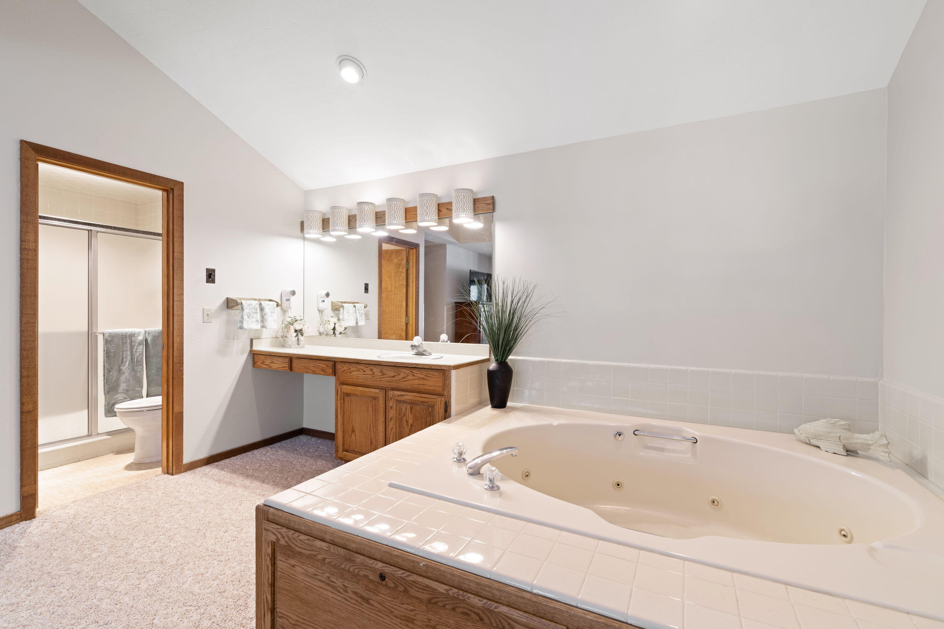 57326 Beaver Ridge Loop, Unit 12 Sunriver, OR 97707 - Photo 23 of 33