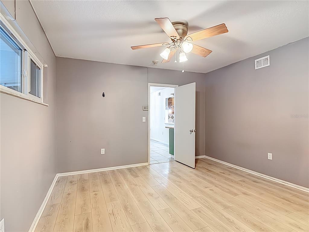 1915 Sylvester Road Lakeland, FL 33803 - Photo 19 of 39