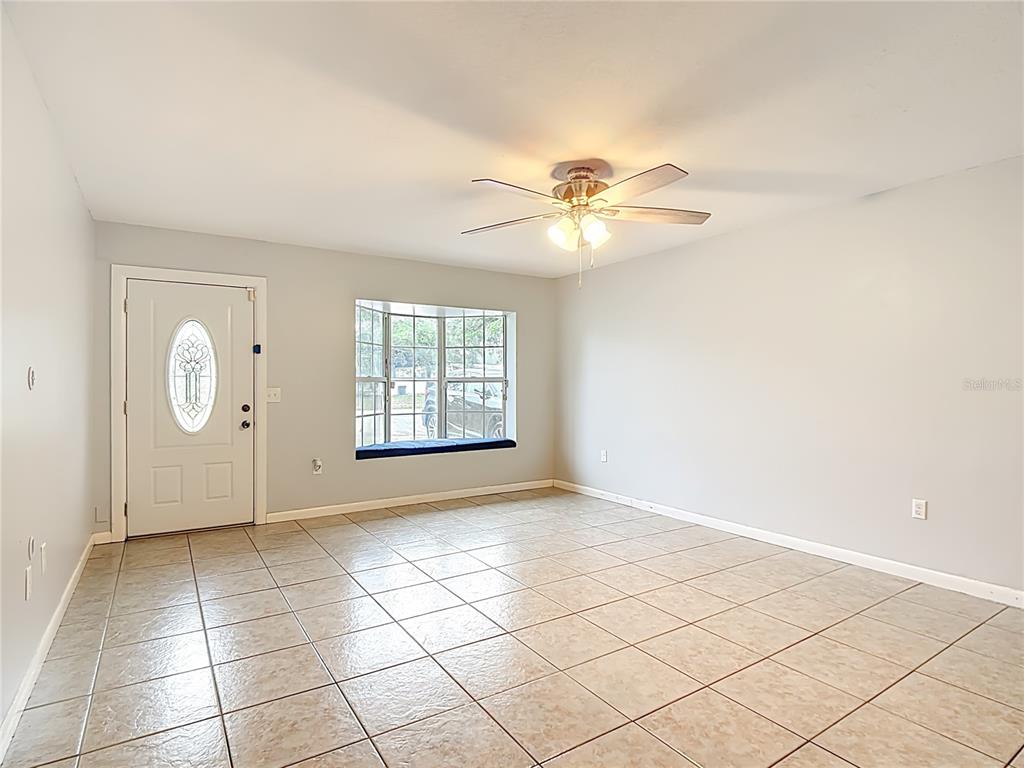 1915 Sylvester Road Lakeland, FL 33803 - Photo 7 of 39