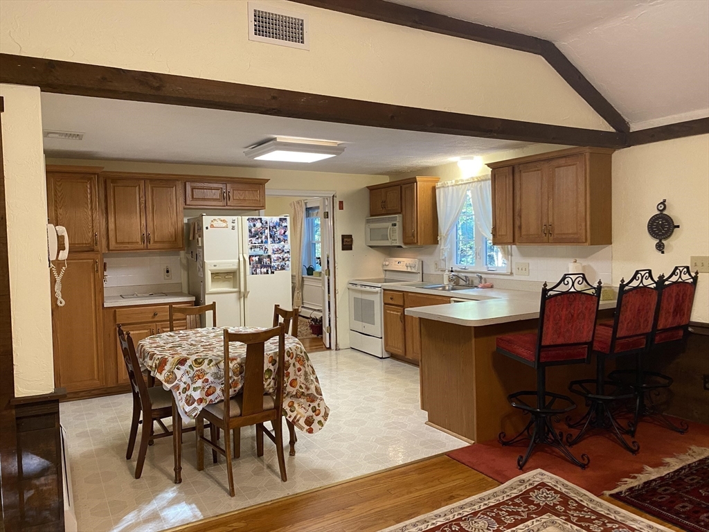 1 Stonehill Road Marlborough, MA 01752 - Photo 6 of 12 Gallery Image 6