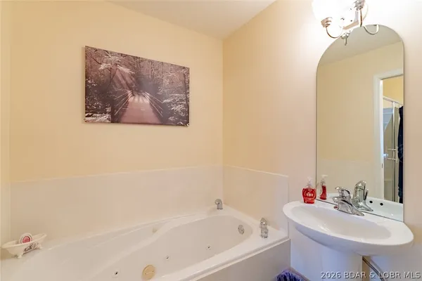 $390,000 | 5181 Vicus Castri, Osage Beach, MO 65065