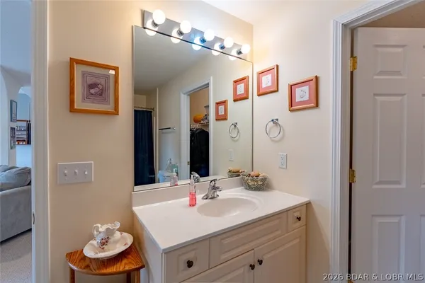 $390,000 | 5181 Vicus Castri, Osage Beach, MO 65065