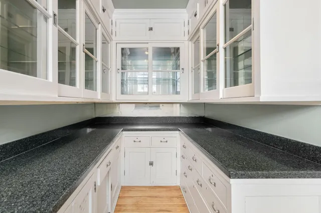 $324,900 | 609 4th Street Northwest, Austin, MN 55912