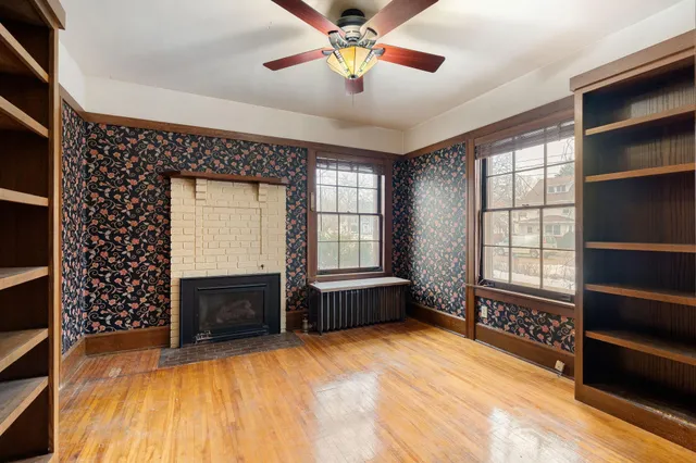 $324,900 | 609 4th Street Northwest, Austin, MN 55912