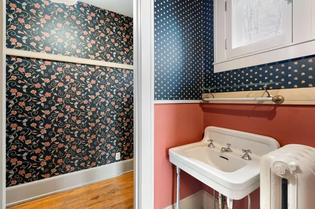 $324,900 | 609 4th Street Northwest, Austin, MN 55912