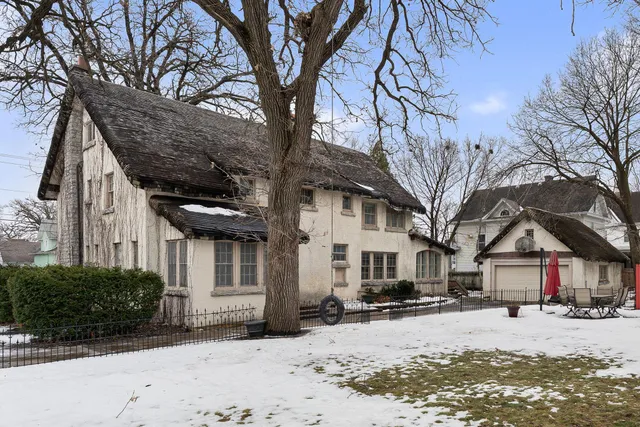 $324,900 | 609 4th Street Northwest, Austin, MN 55912