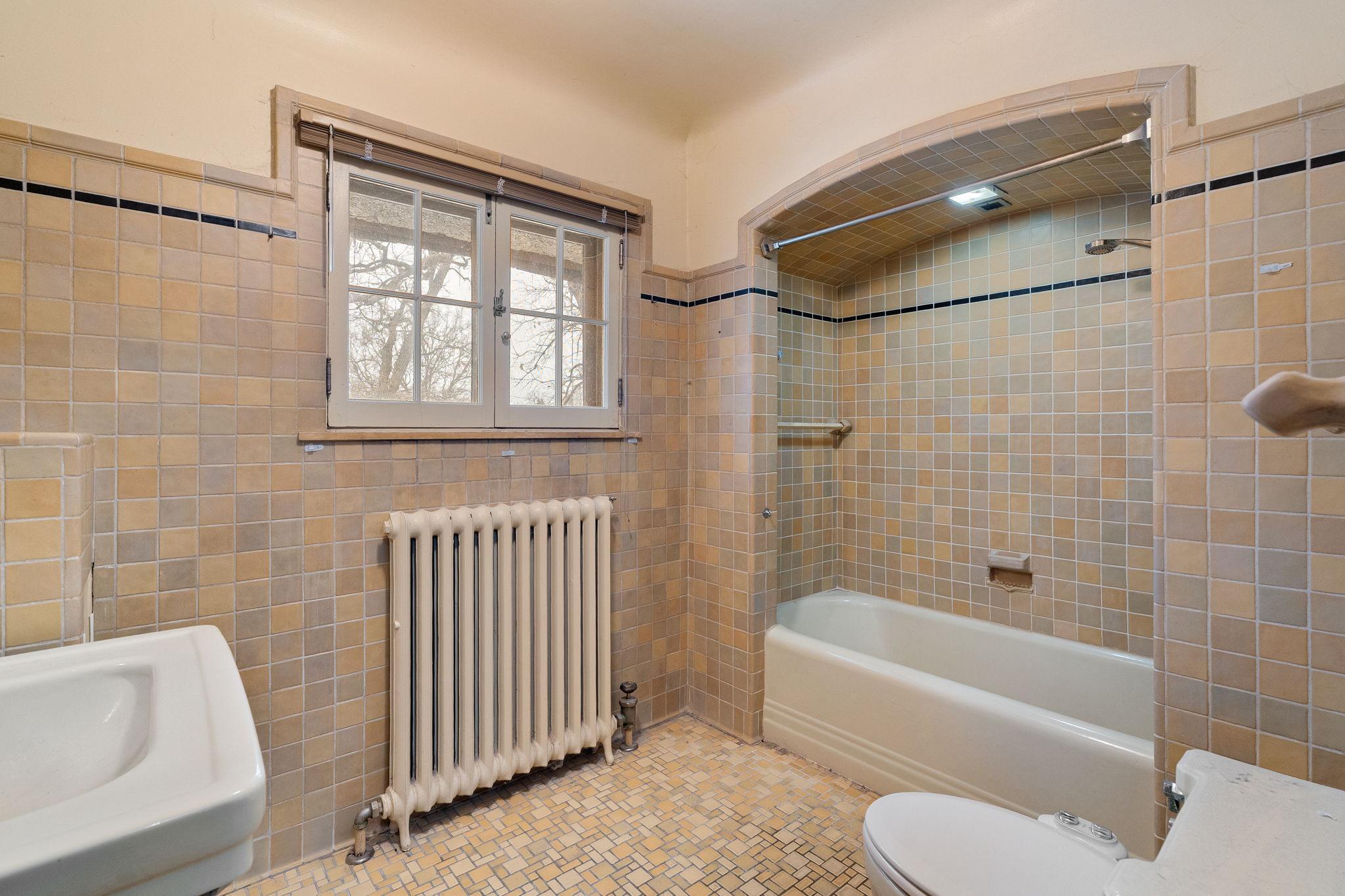 609 4th Street Northwest Austin, MN 55912 - Photo 34 of 60