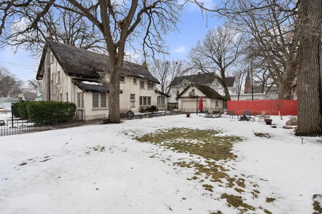 $324,900 | 609 4th Street Northwest, Austin, MN 55912