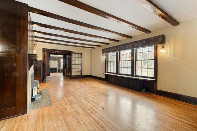 $324,900 | 609 4th Street Northwest, Austin, MN 55912