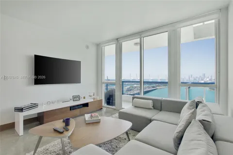 $850,000 | 540 West Avenue, Unit 2112, Miami Beach, FL 33139