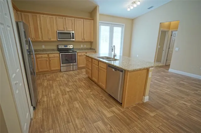 $2,995 | 3525 West Ballast Point Boulevard, Tampa, FL 33611