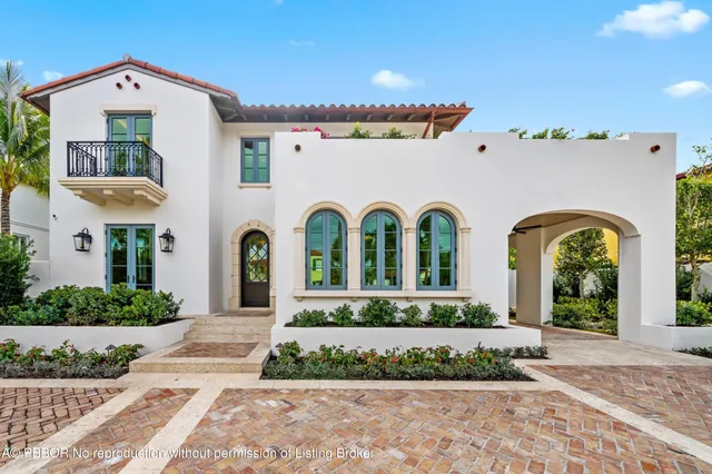 $17,950,000 | 350 Seabreeze Avenue, Palm Beach, FL 33480