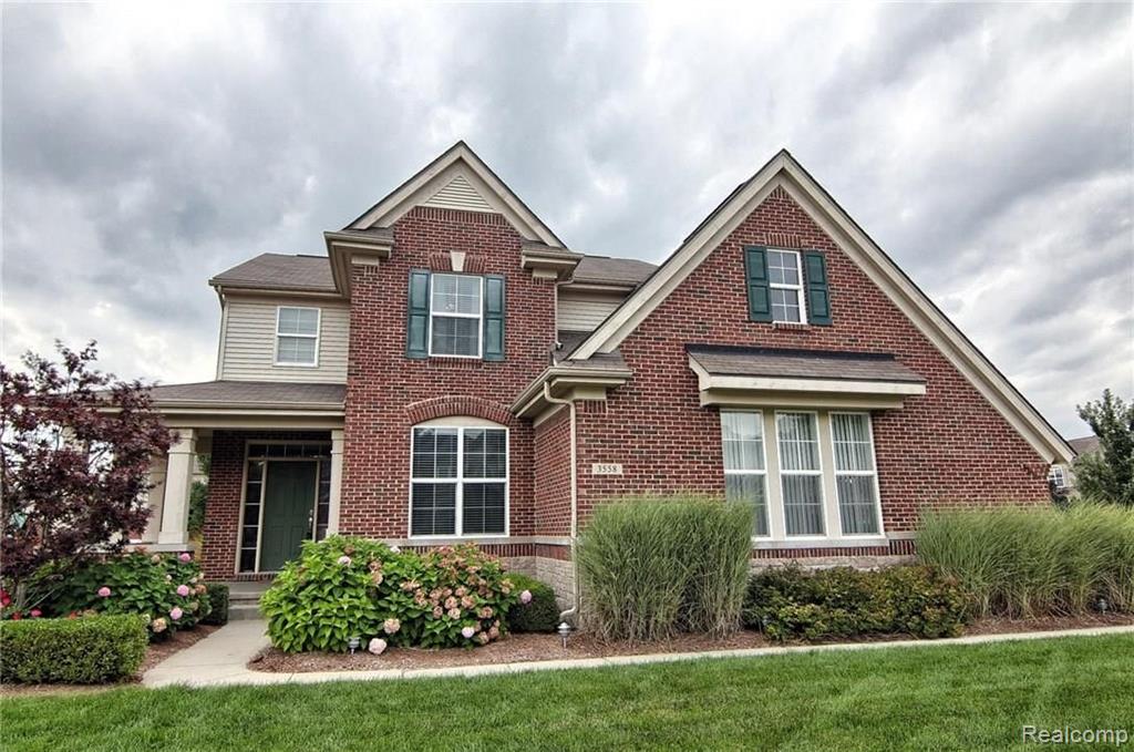 3558 Hogan Circle Rochester Hills, MI 48307 - Photo 2 of 30