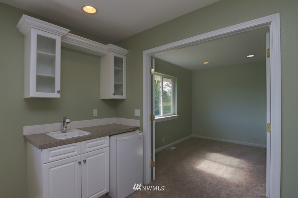 3849 Everett Road Ferndale, WA 98248 - Photo 17 of 25