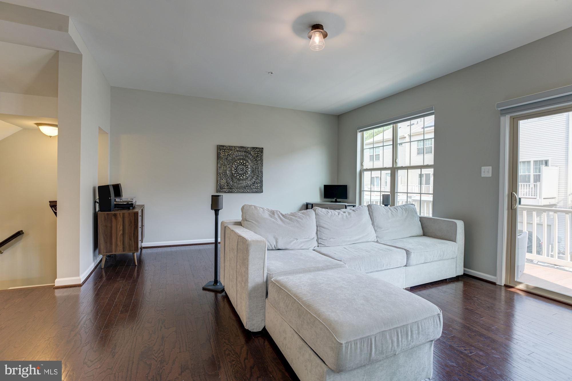 2321 Marion Road Jessup, MD 20794 - Photo 9 of 32 Living Room
