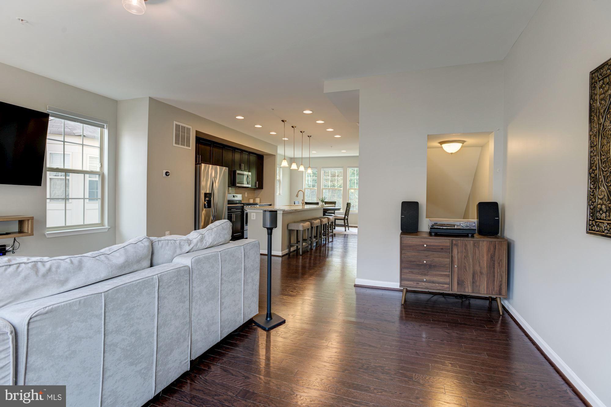 2321 Marion Road Jessup, MD 20794 - Photo 10 of 32 Living Room