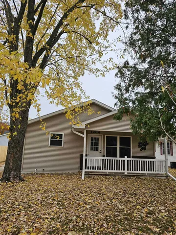$284,900 | 1906 Mitchell Street, Oshkosh, WI 54901