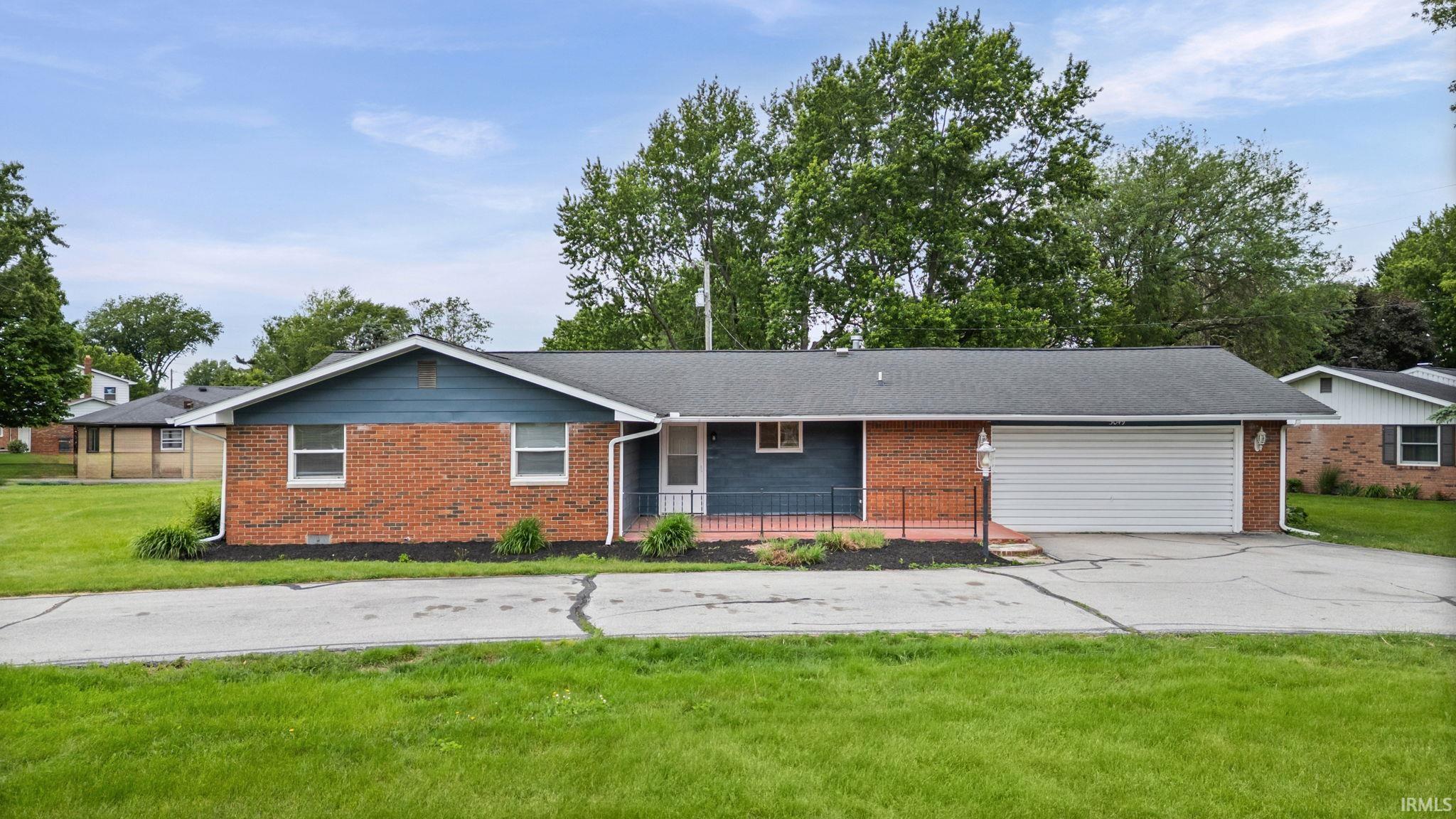 3049 South Park Road Kokomo, IN 46902 - Photo 2 of 35